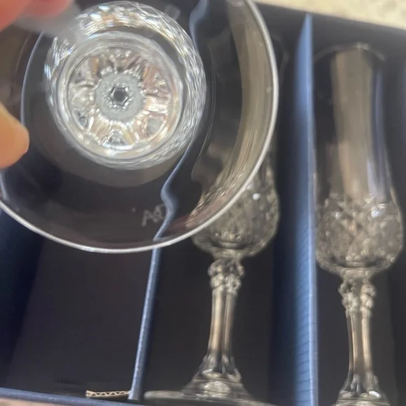 Macy's Crystal Clear Champagne Flutes Set - Picture 7 of 10